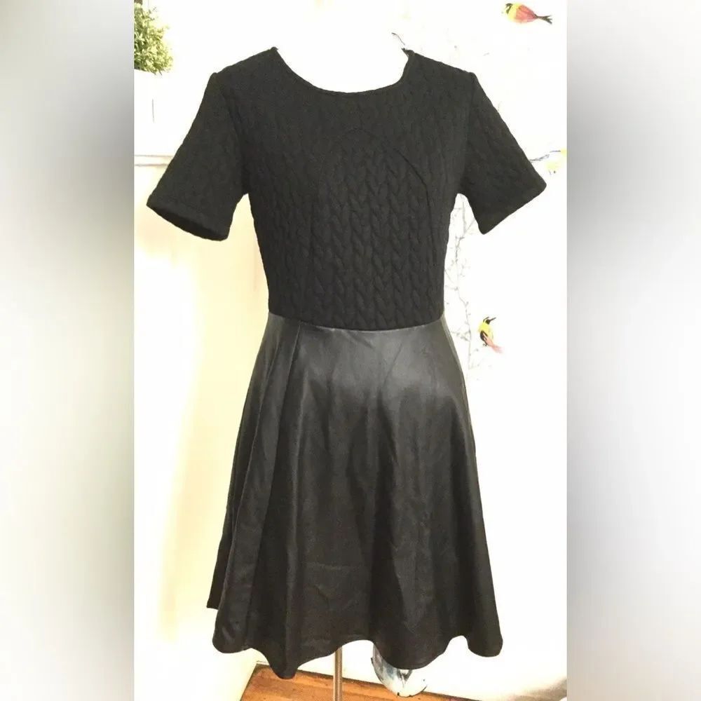 Romeo Juliet Faux Leather & Knit Texture Black Short Sleeve Dress